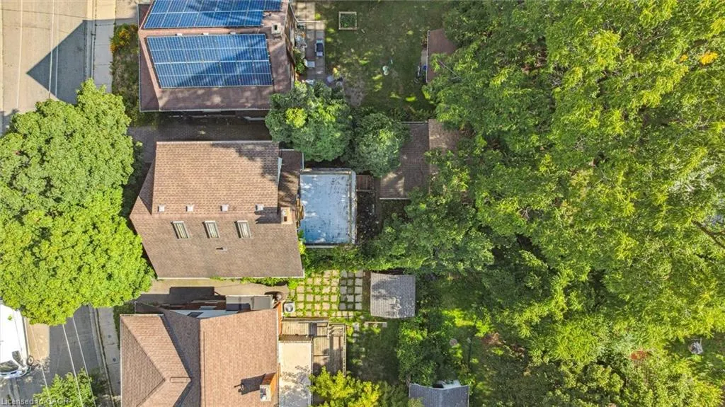 5 Dekay Street