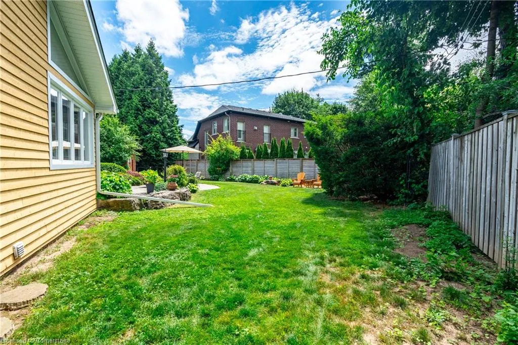 98 Hadley Drive