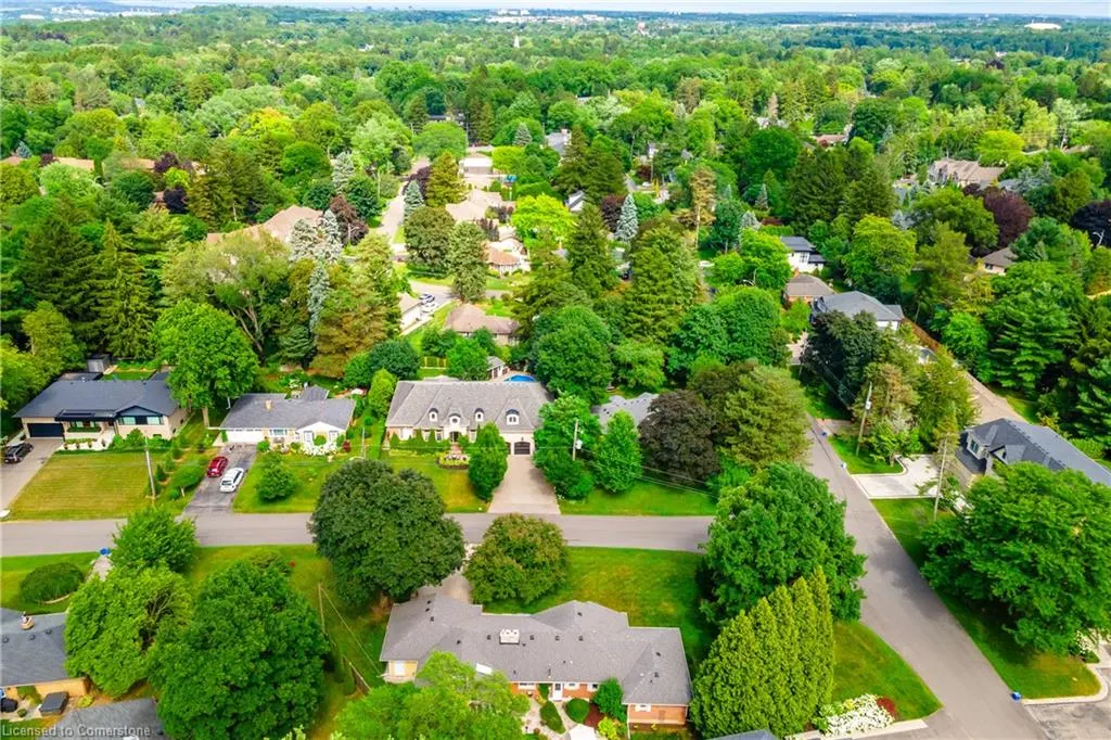 98 Hadley Drive