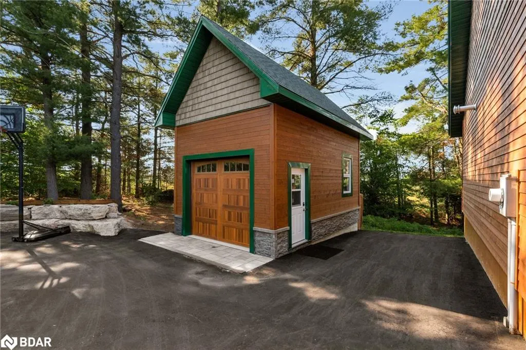 11 Nevis Ridge Drive