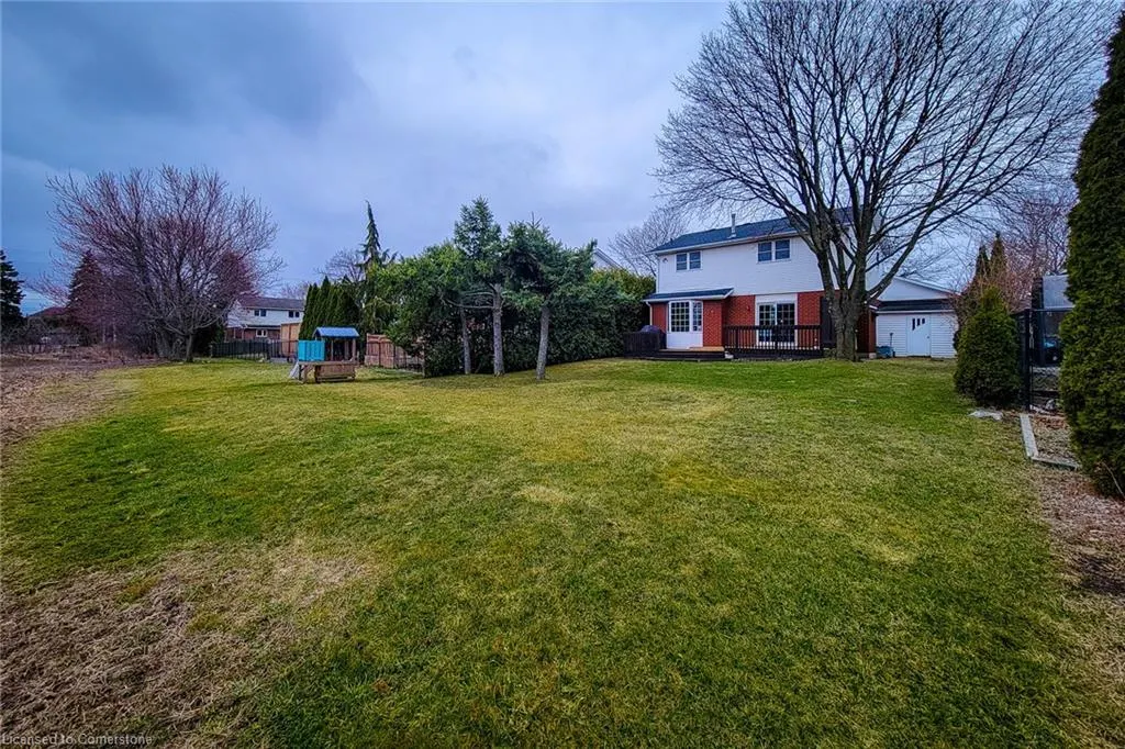 251 Alderlea Avenue