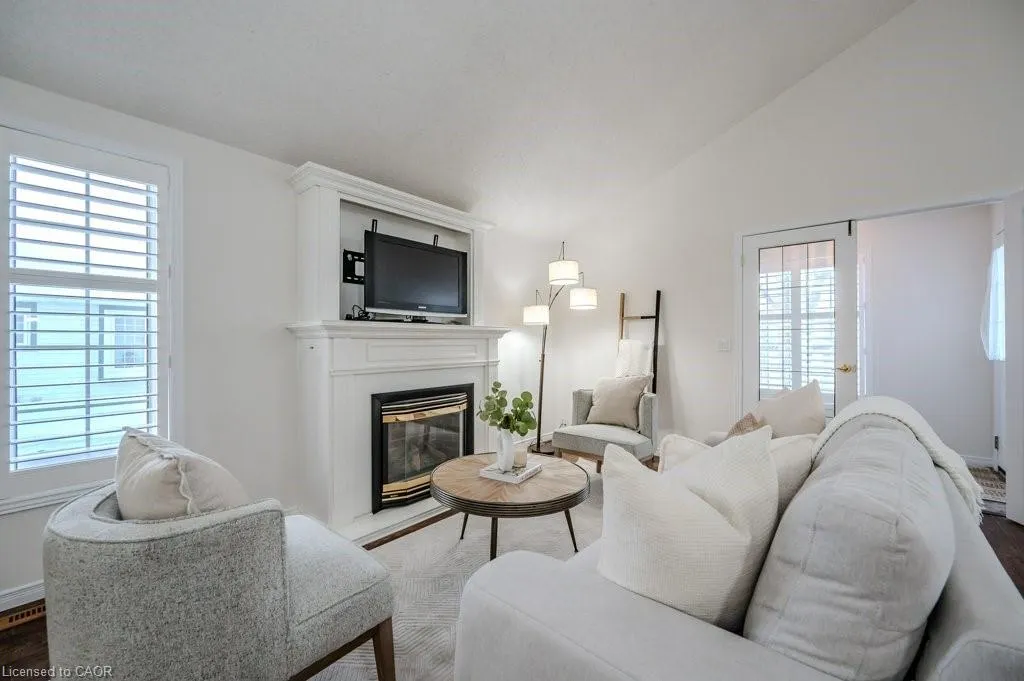 185 Wesley Crescent