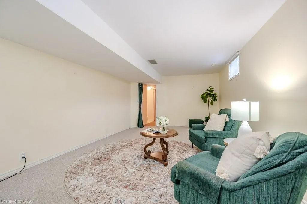 185 Wesley Crescent