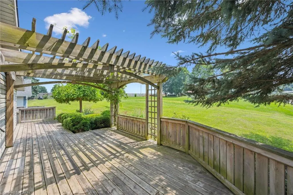 185 Wesley Crescent