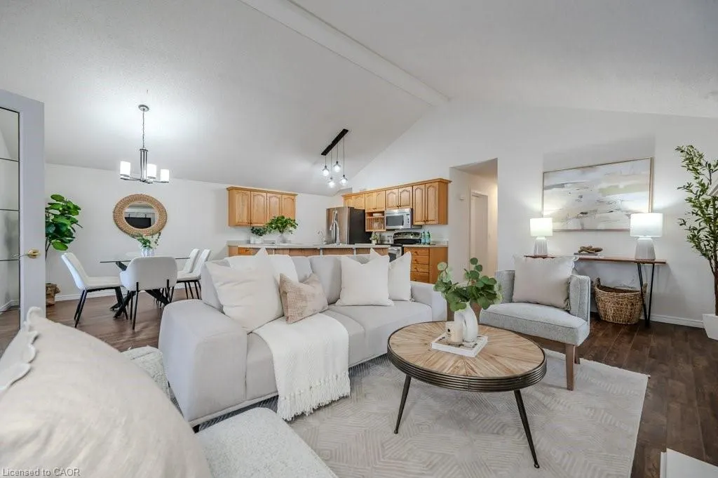 185 Wesley Crescent