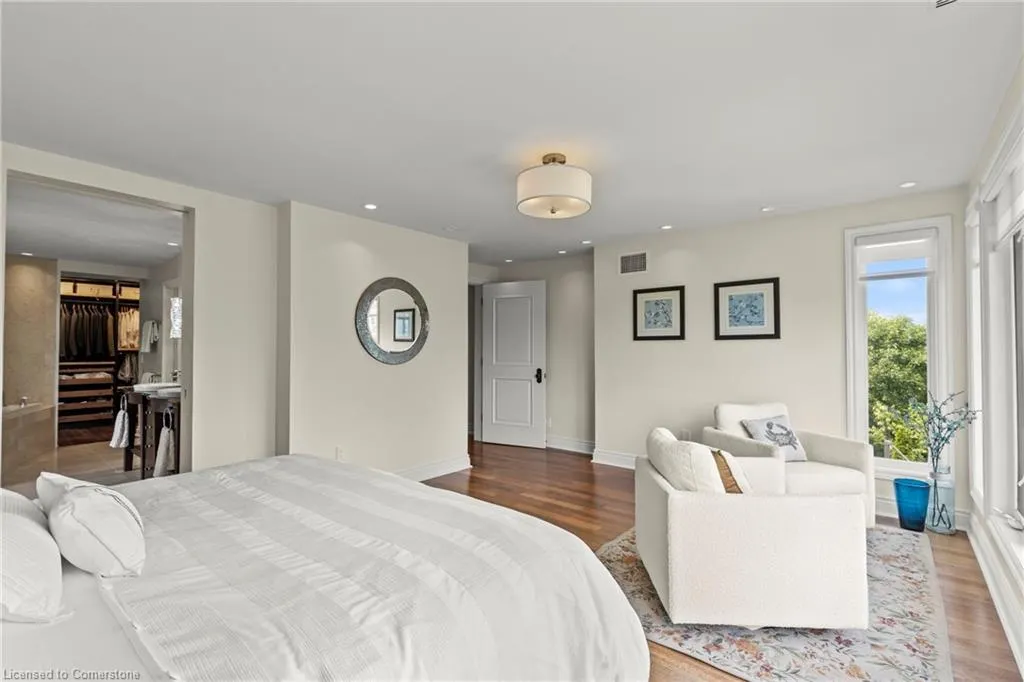 8319 Vegter Court