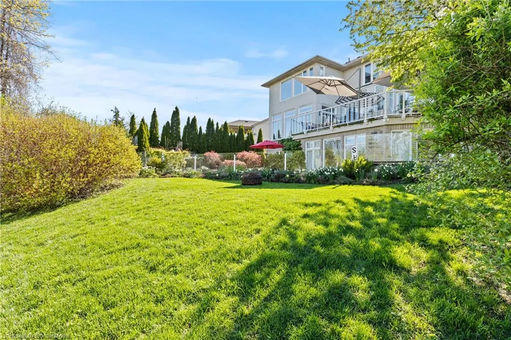 8319 Vegter Court