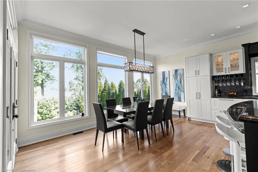 8319 Vegter Court