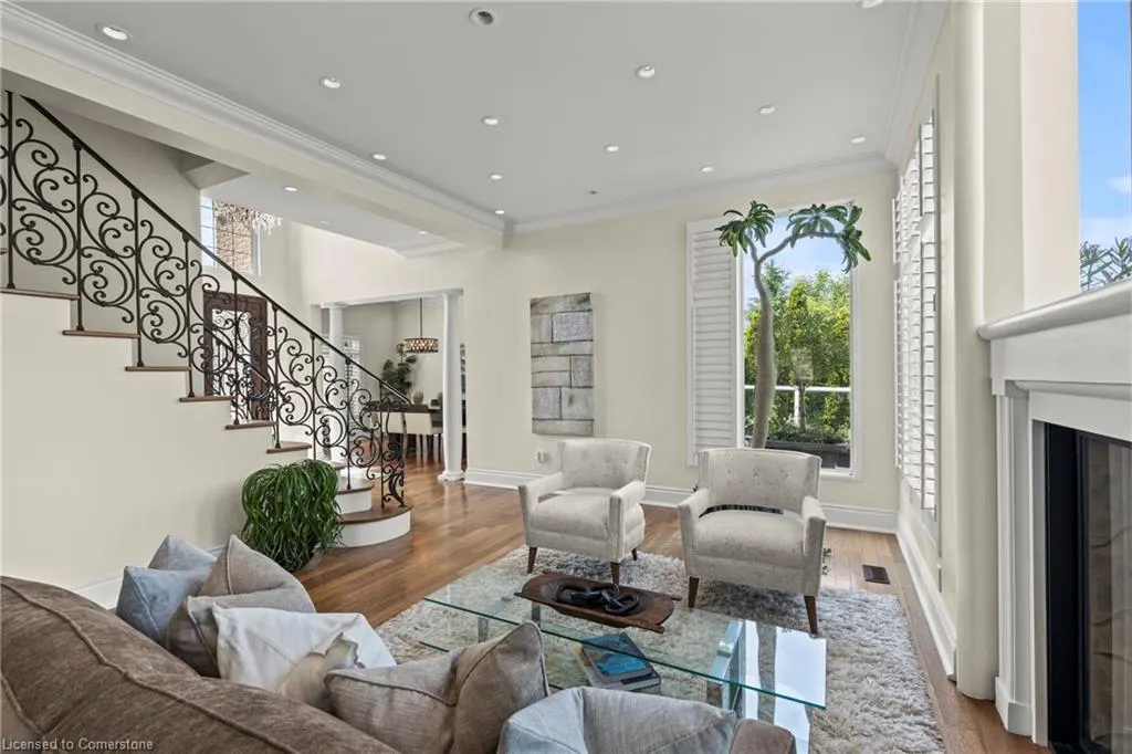 8319 Vegter Court