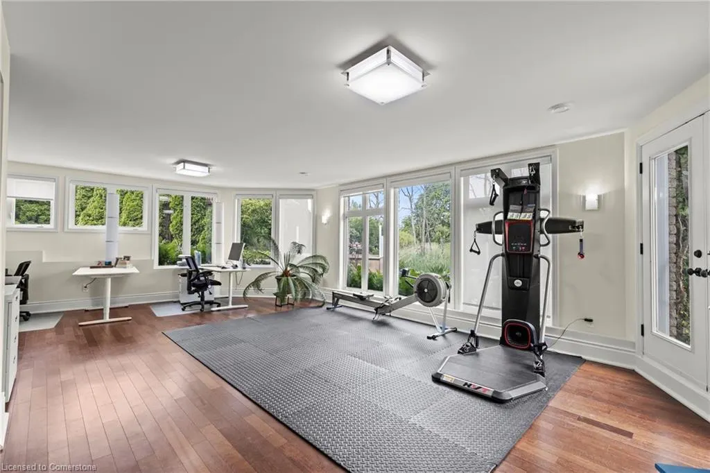 8319 Vegter Court