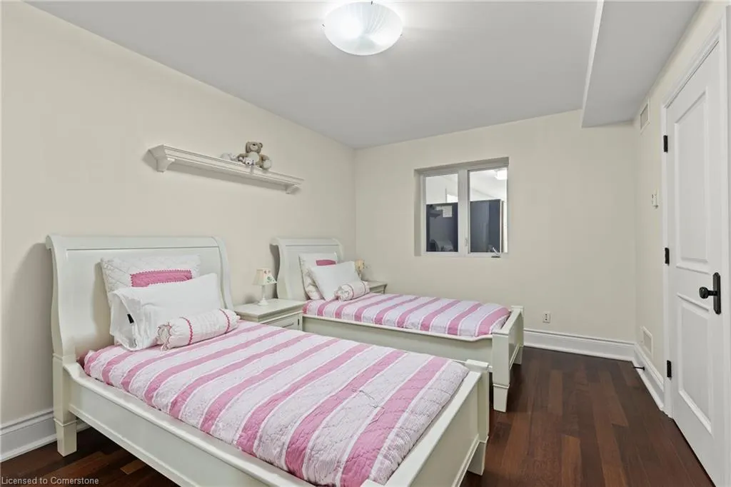 8319 Vegter Court