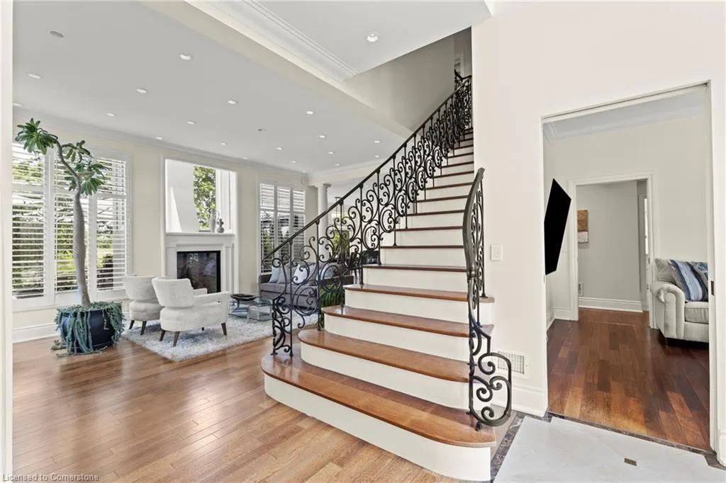 8319 Vegter Court