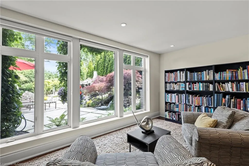 8319 Vegter Court