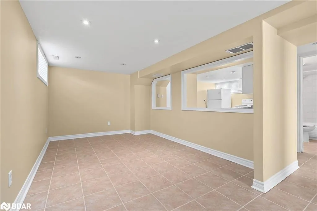 7 Rexway Drive