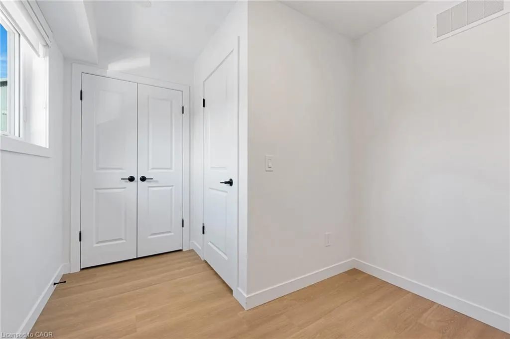 15 Cedar Street, #3