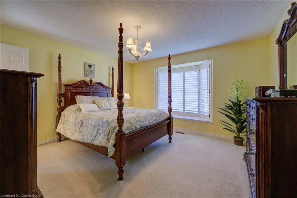592 Manorwood Court