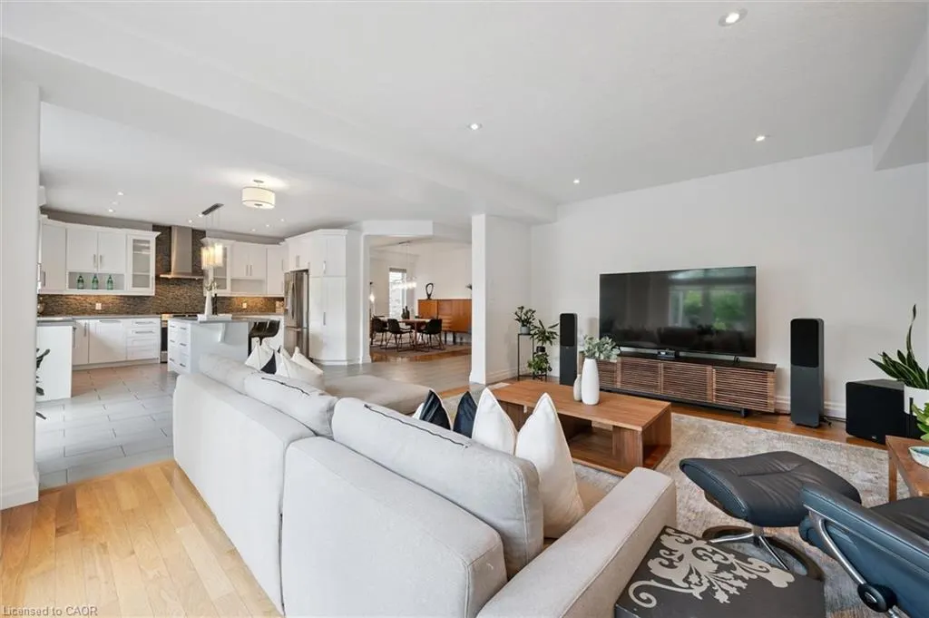 383 Red Osier Road