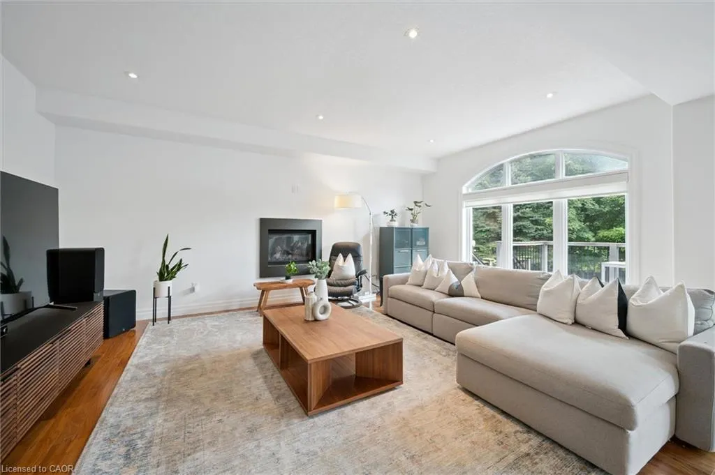 383 Red Osier Road