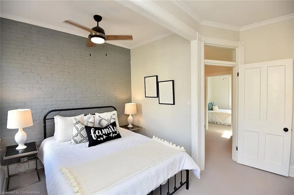 277 Main Street W