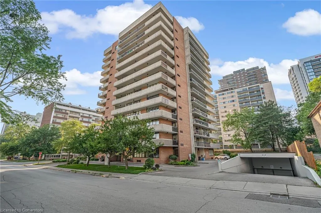 66 High Street E, #904