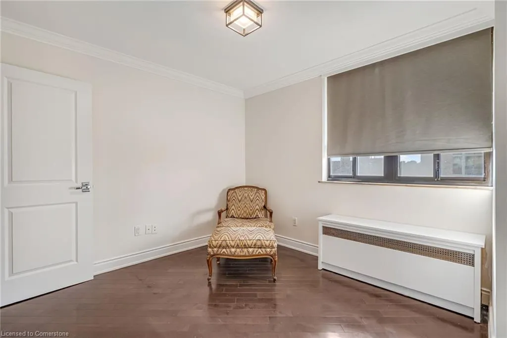 66 High Street E, #904