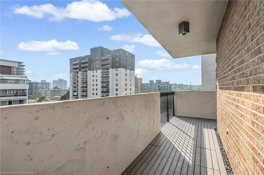 66 High Street E, #904