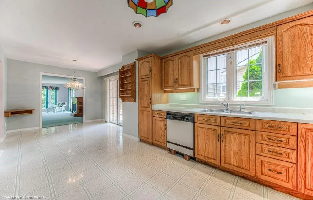 38 Charnwood Court