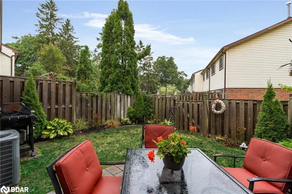 28 Donald Street, #68