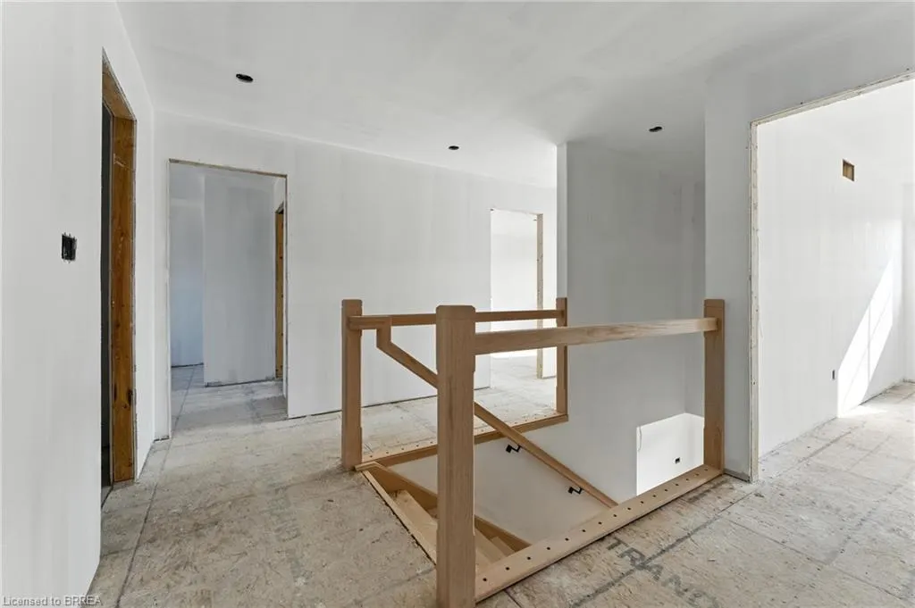 102 Oak Avenue