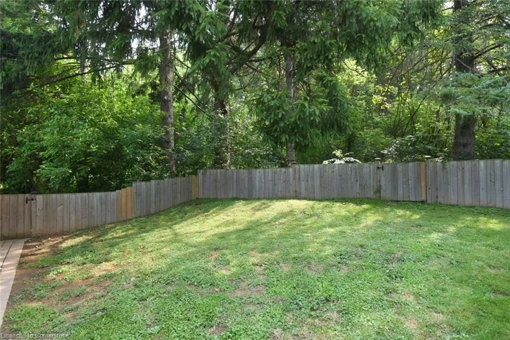 662 Old Dundas Road