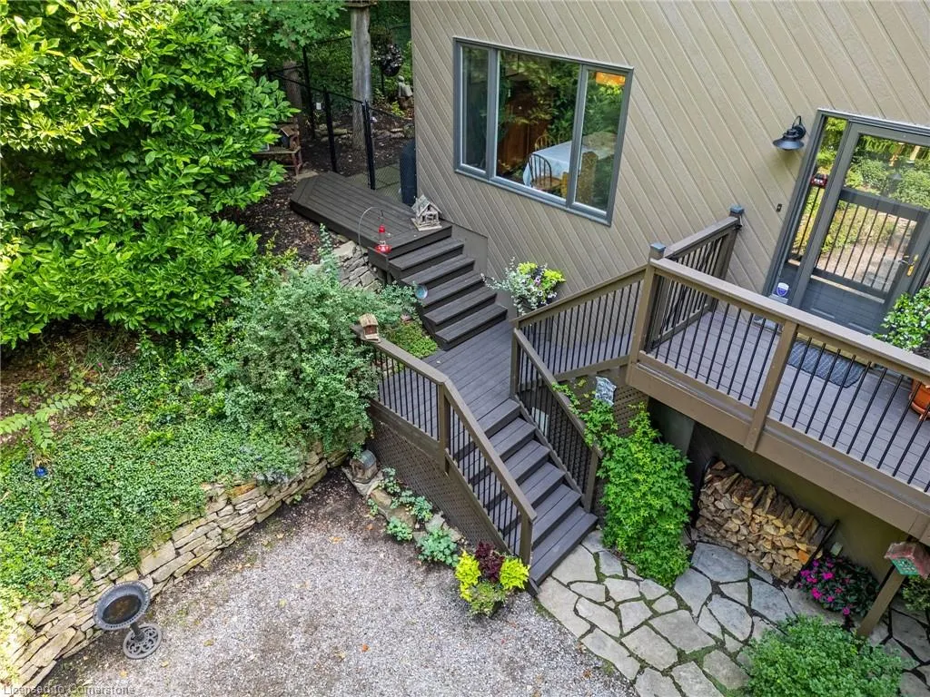 141 Valley Road