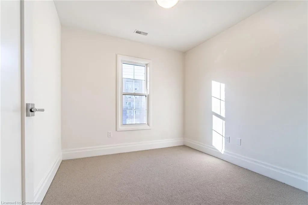 760 Lakeshore Road E, #202