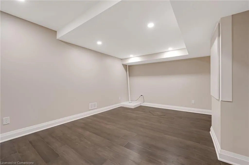521 Bridgemill Crescent