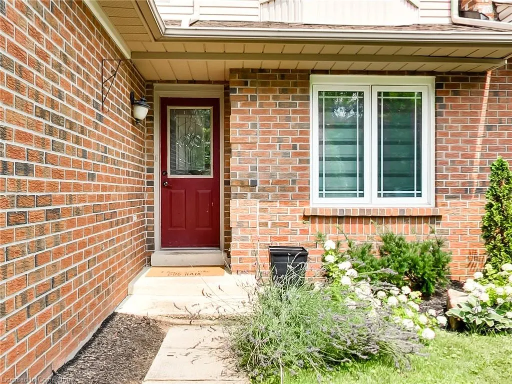 22 Hedgelawn Drive