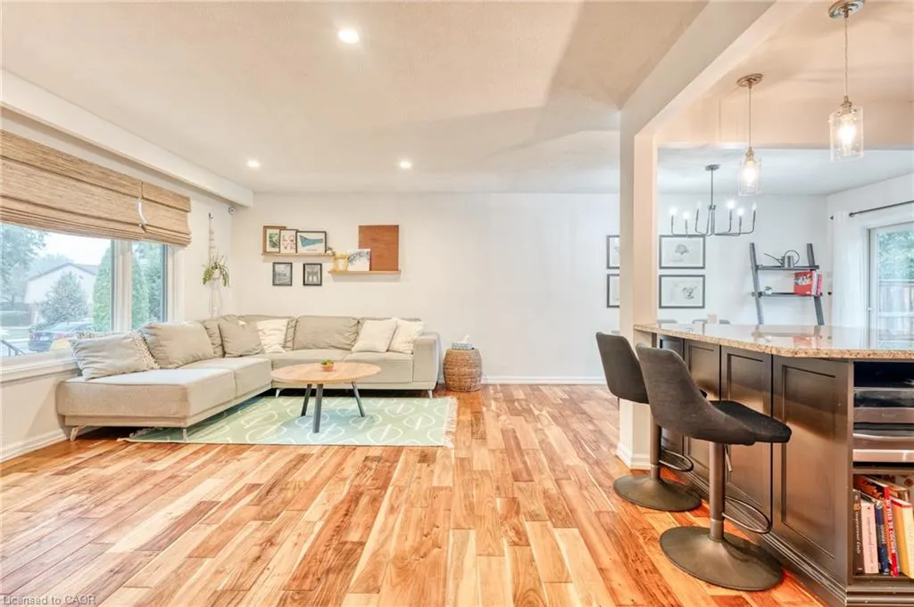 25 Glenvale Drive