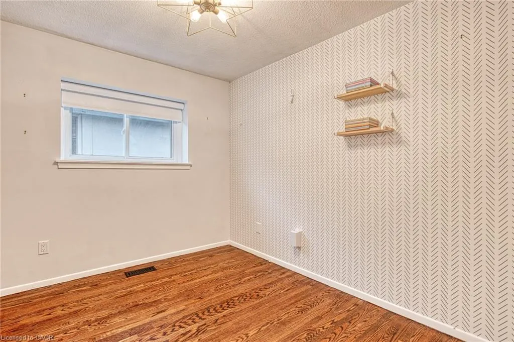 25 Glenvale Drive