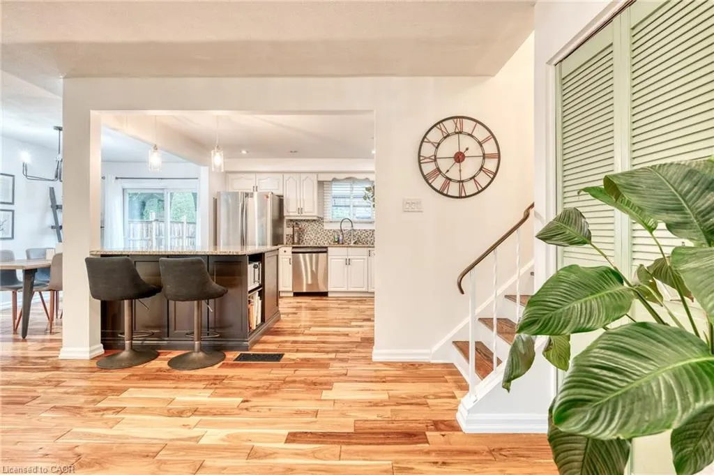 25 Glenvale Drive