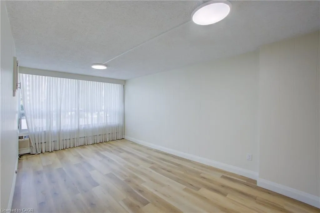 45 Westmount Road N, #103
