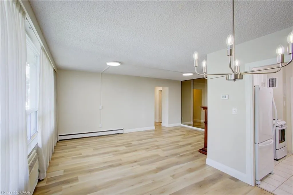 45 Westmount Road N, #103