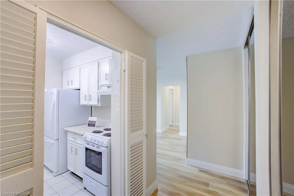 45 Westmount Road N, #103