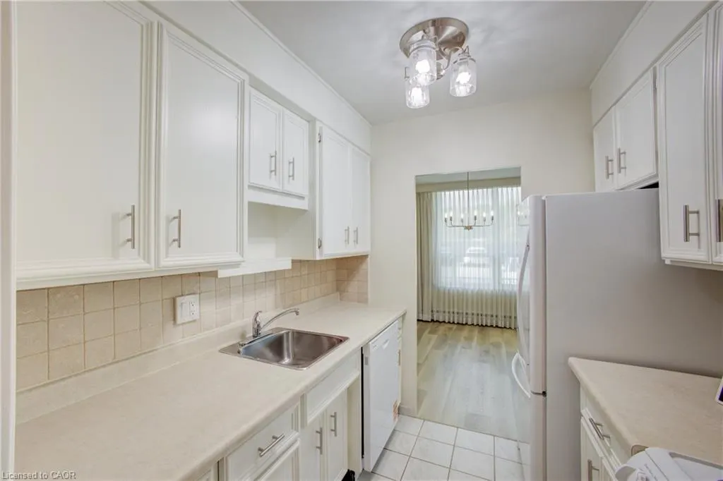 45 Westmount Road N, #103
