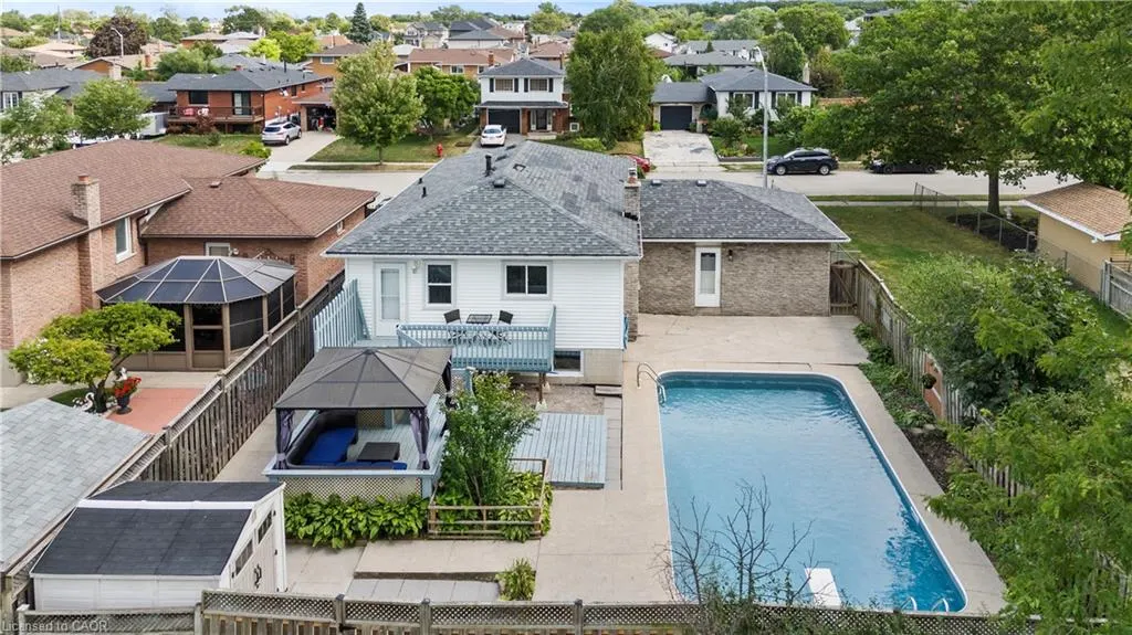 5 Lynwood Drive