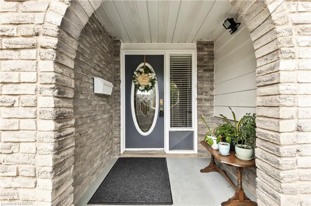 5 Lynwood Drive