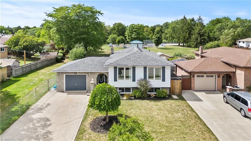 5 Lynwood Drive
