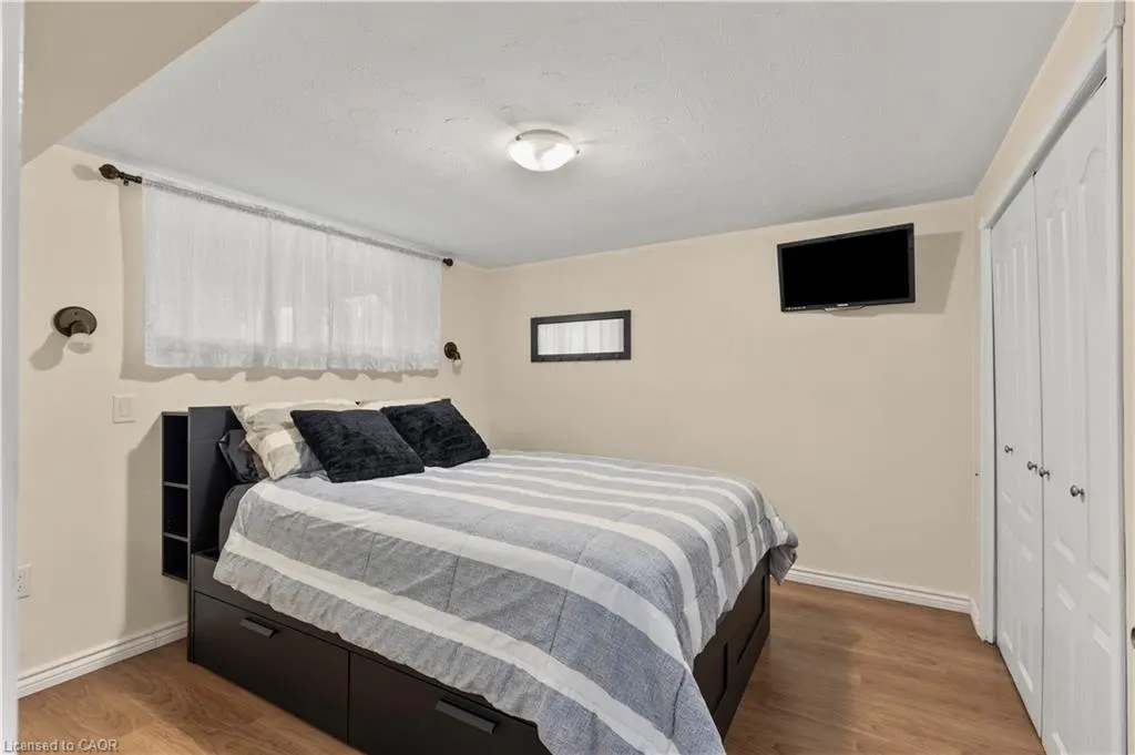 5 Lynwood Drive