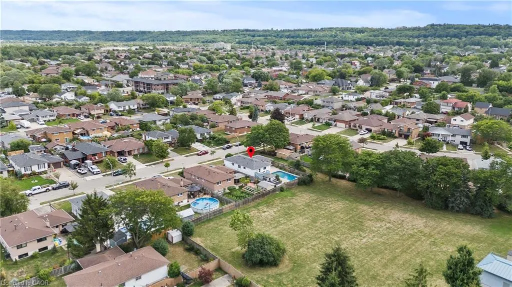 5 Lynwood Drive