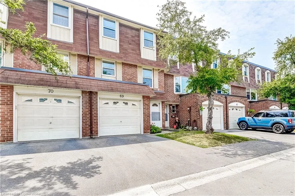 235 Bronte Street S, #69
