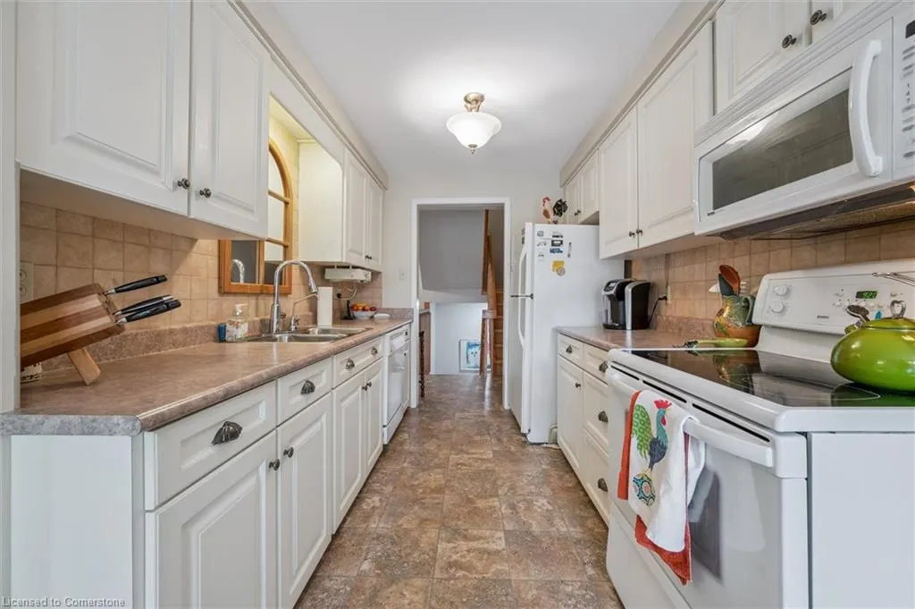 488 Beechwood Drive, #4