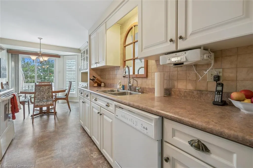 488 Beechwood Drive, #4