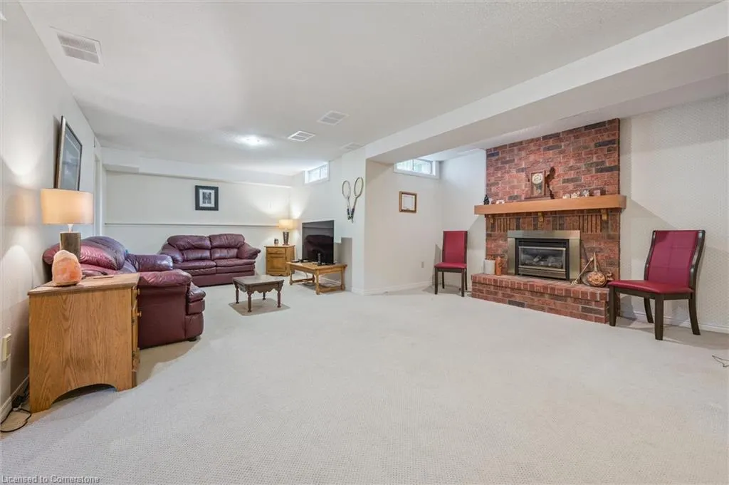 488 Beechwood Drive, #4